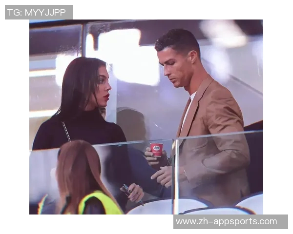 总裁的温馨时光乔治娜分享C罗与孩子们的幸福瞬间 总裁的温馨时光乔治娜分享C罗与孩子们的幸福瞬间