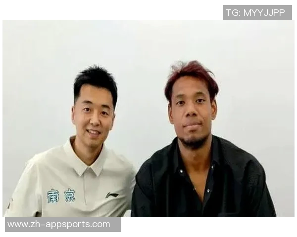 同曦官博祝铭震29岁生日快乐并宣布今夏续约顶薪计划